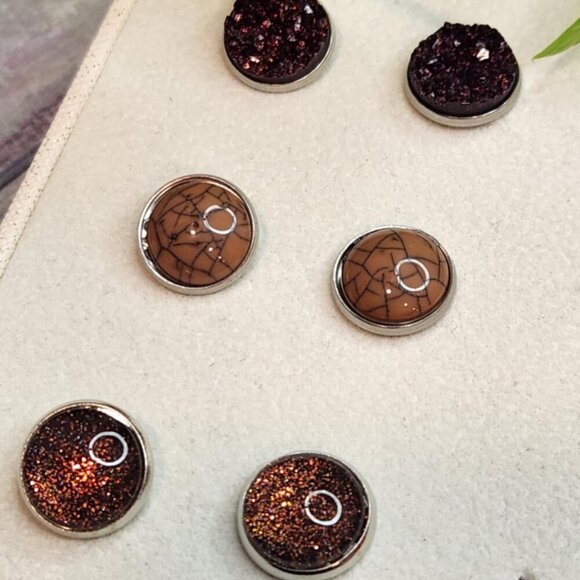 3pk of Stud Earrings - Picture 1 of 5